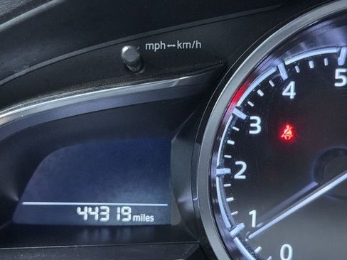 Used 2017 MAZDA MAZDA3 Grand Touring w/ Premium Equipment Package FWD image 15