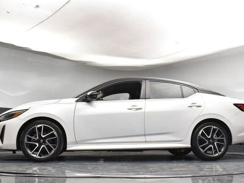 Used 2024 Nissan Sentra SR image 33