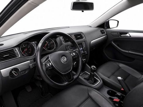 Used 2017 Volkswagen Jetta SE FWD image 15