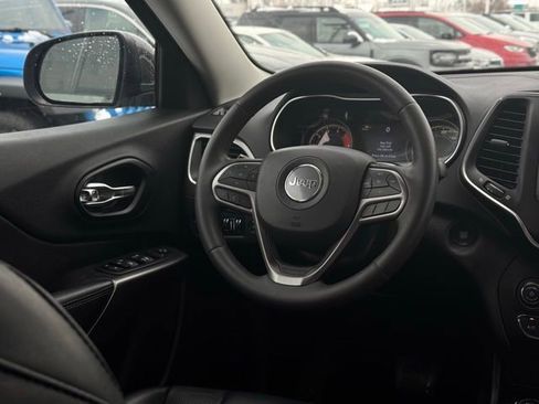 Certified 2021 Jeep Cherokee Latitude Lux w/ Comfort/Convenience Group image 26