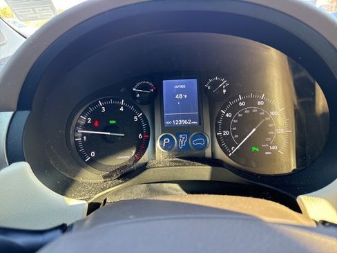 Used 2015 Lexus GX 460 image 9