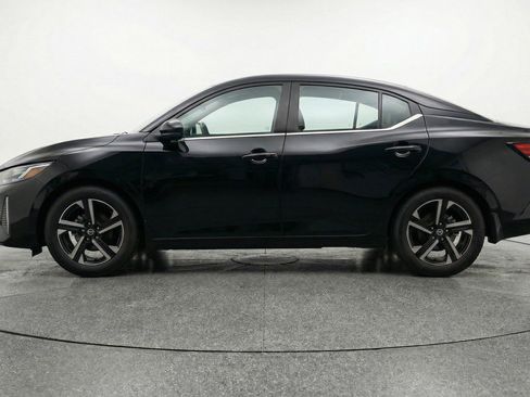 Used 2025 Nissan Sentra SV image 5