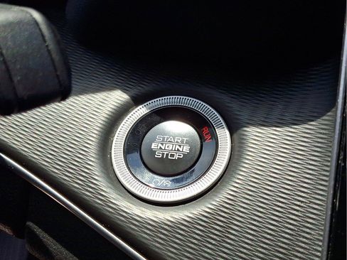 Used 2025 Jeep Grand Cherokee L Laredo AWD/4WD image 22
