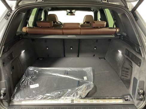 New 2026 BMW X5 xDrive50e image 29