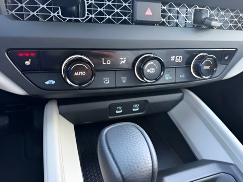 Used 2024 Honda Accord EX image 18