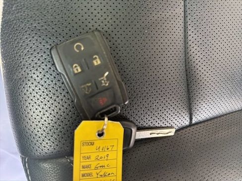 Used 2019 GMC Yukon SLE w/ Convenience Package AWD/4WD image 26