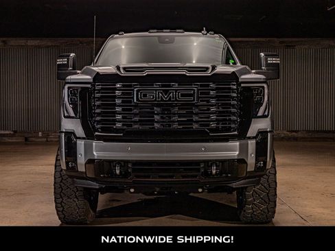 Used 2026 GMC Sierra 3500 Denali Ultimate AWD/4WD image 4