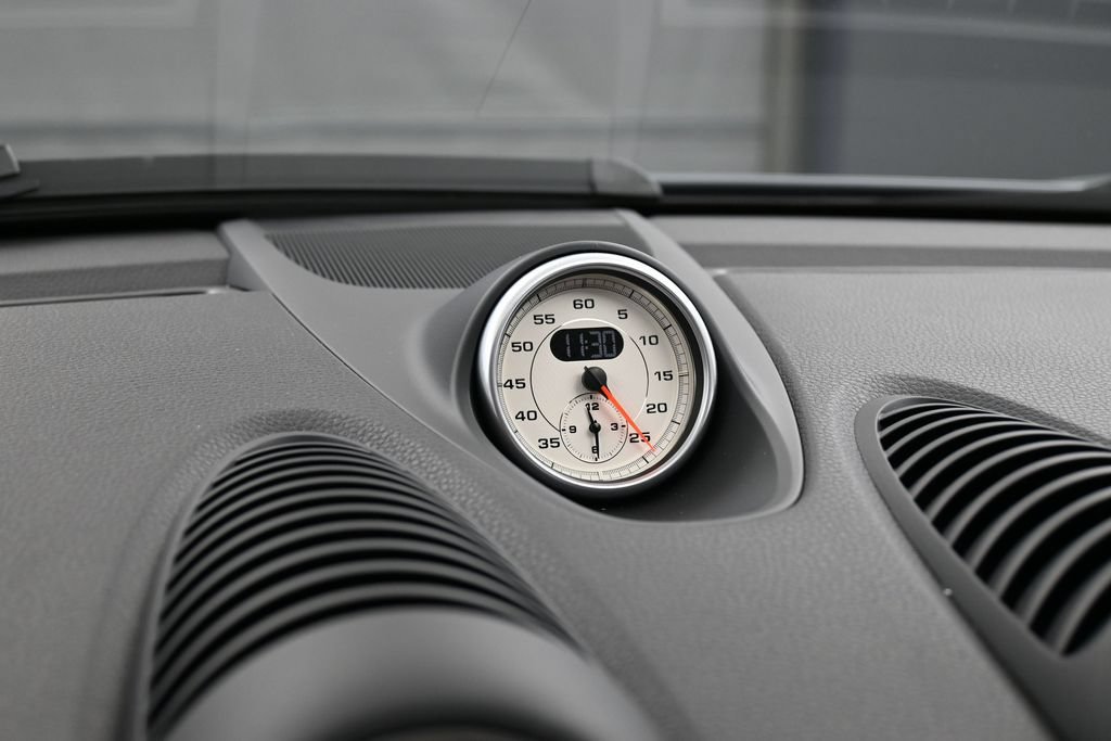 Certified 2024 Porsche 718 Cayman RWD image 20