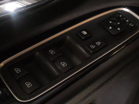 Used 2022 Mitsubishi Outlander SEL image 27