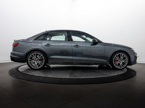Used 2024 Audi S4 Prestige AWD/4WD image 3