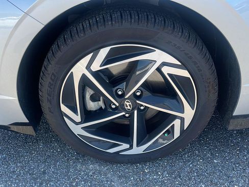 Certified 2026 Hyundai Sonata SEL FWD image 5