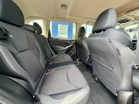Used 2019 Subaru Forester Premium AWD/4WD image 26