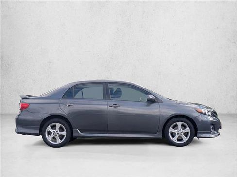 Used 2011 Toyota Corolla S FWD image 4