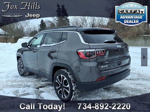 Used 2024 Jeep Compass Limited image 6