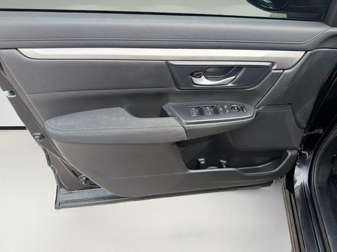 Used 2019 Honda CR-V LX image 19