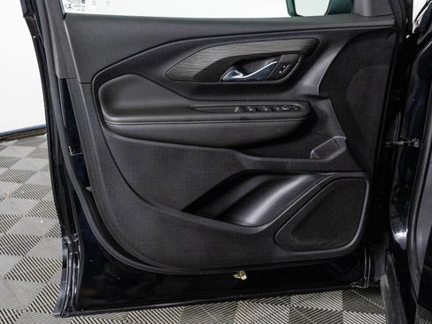 Certified 2023 GMC Terrain SLE image 33