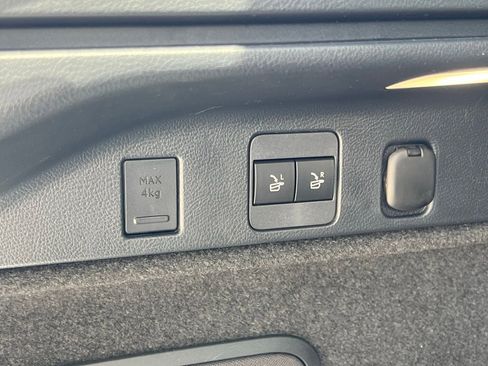 Used 2024 Lexus RX 350 Premium w/ Accessory Package (Z1) FWD image 16