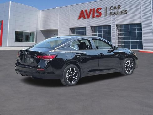 Used 2025 Nissan Sentra SV FWD image 6