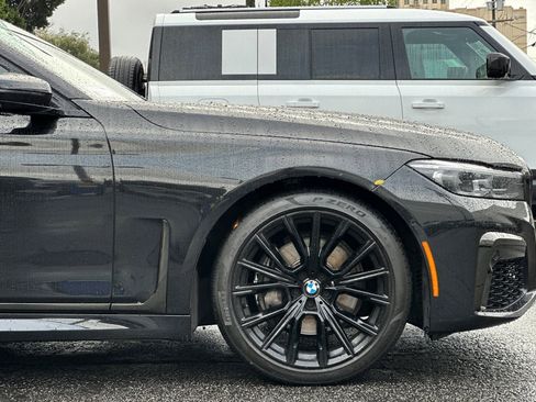Used 2022 BMW 740i w/ M Sport Package image 35