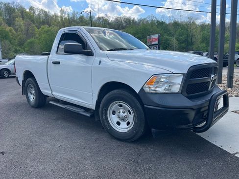 Used 2013 RAM 1500 Tradesman w/ PWR & Remote Entry Group RWD image 3