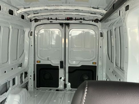 New 2026 Ford Transit 250 148 Medium Roof RWD image 21