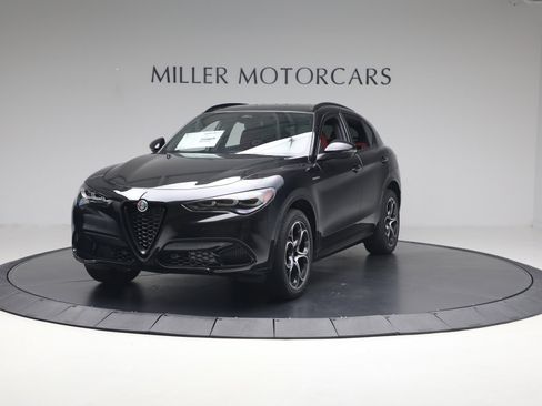New 2026 Alfa Romeo Stelvio Sprint AWD/4WD image 2
