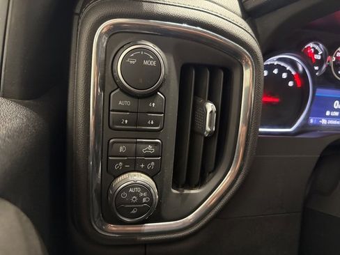 Certified 2023 Chevrolet Silverado 2500 LTZ image 32