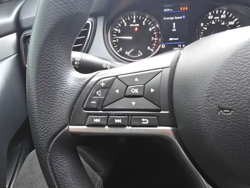 Used 2021 Nissan Rogue Sport S image 23