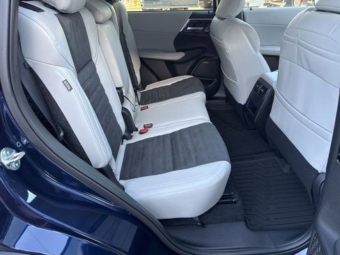 New 2026 Mitsubishi Outlander SE image 26