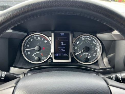 Certified 2020 Toyota Tacoma SR5 image 23