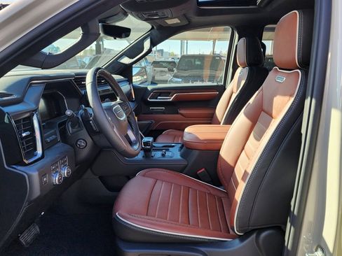 New 2026 GMC Sierra 1500 Denali Ultimate image 16