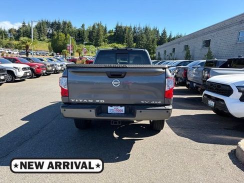 Used 2019 Nissan Titan SV w/ SV Convenience Package AWD/4WD image 1