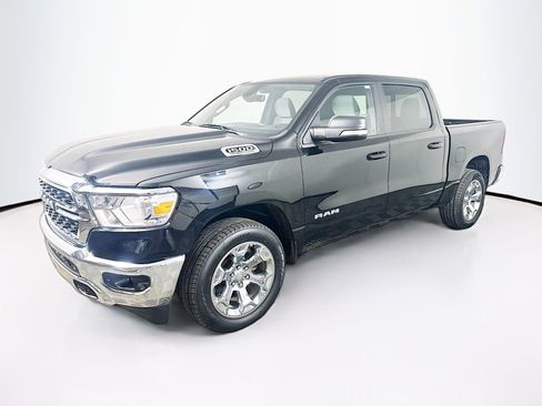 Used 2022 RAM 1500 Big Horn AWD/4WD image 3