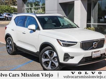 Certified 2025 Volvo XC40 B5 Plus w/ Protection Package Premier