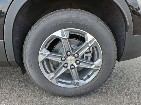 New 2025 Chevrolet Blazer LT w/ Driver Confidence Package image 32