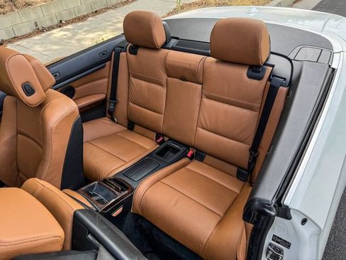 Used 2010 BMW 335i Convertible RWD image 8