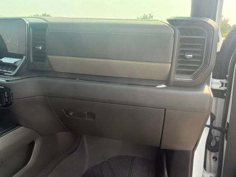 Certified 2025 Chevrolet Silverado 1500 ZR2 w/ Technology Package AWD/4WD image 39