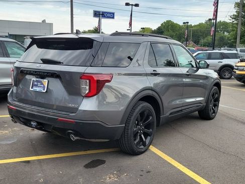 Certified 2024 Ford Explorer ST-Line w/ Class IV Trailer Tow Package AWD/4WD image 4