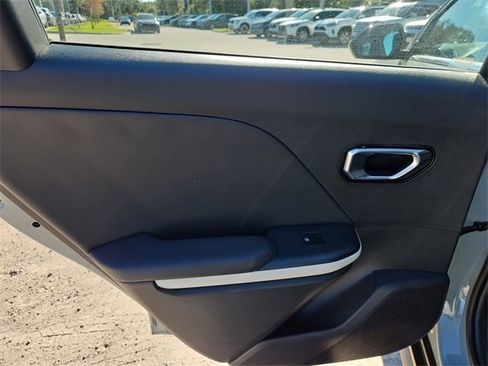 Certified 2025 Kia K4 GT-Line image 10