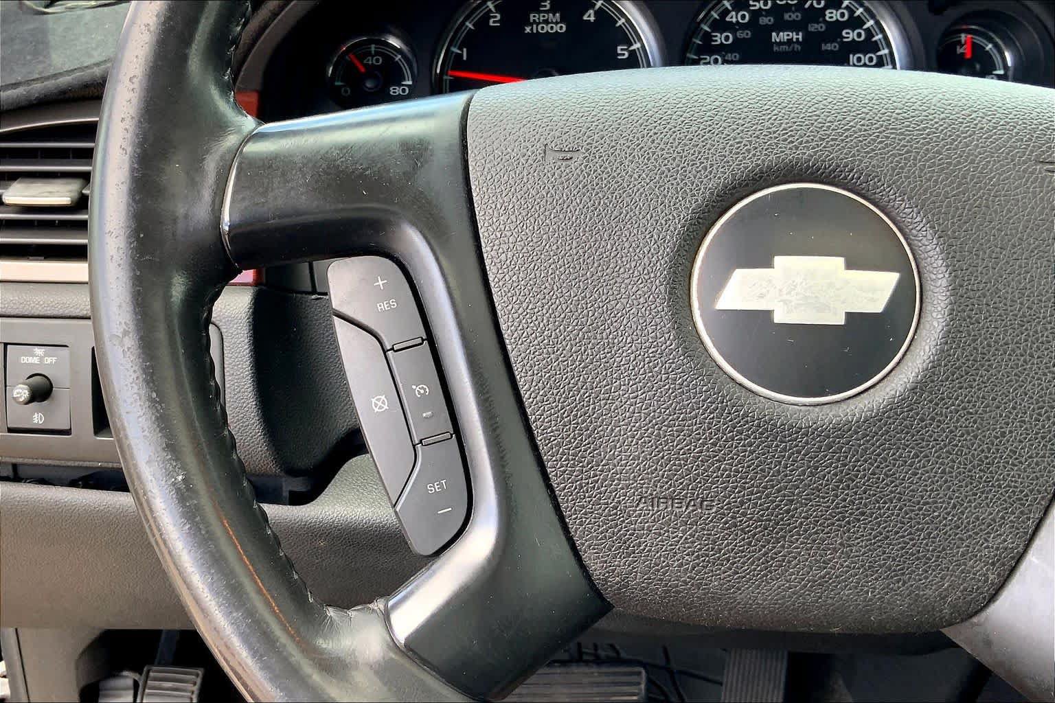 Used 2010 Chevrolet Avalanche LT RWD image 24