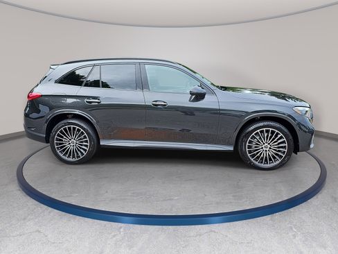 New 2026 Mercedes-Benz GLC 300 image 4