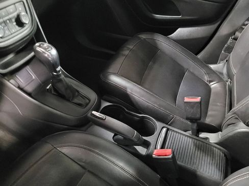 Used 2015 Buick Encore Leather FWD image 26