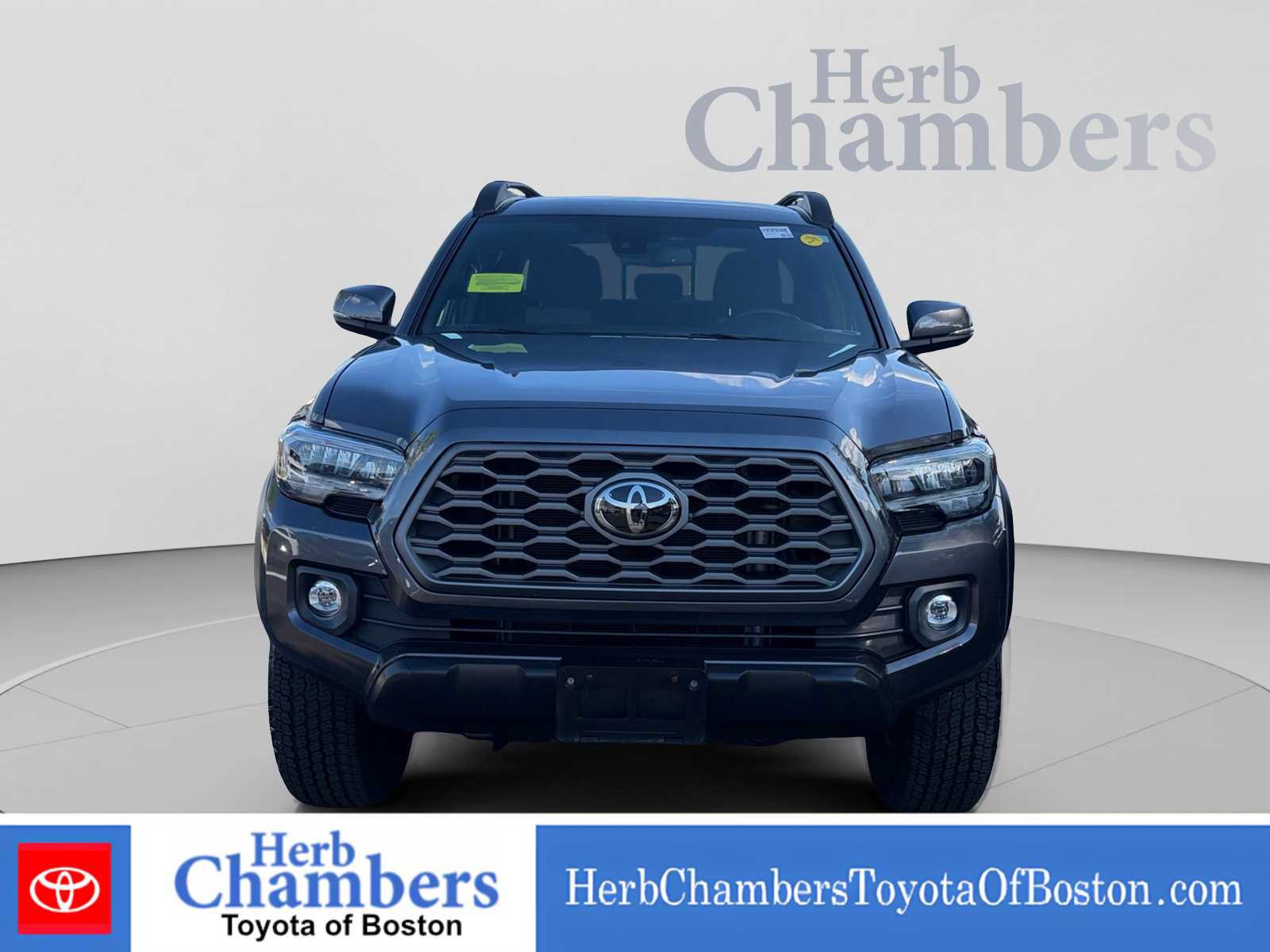 Used 2022 Toyota Tacoma TRD Off-Road AWD/4WD image 2