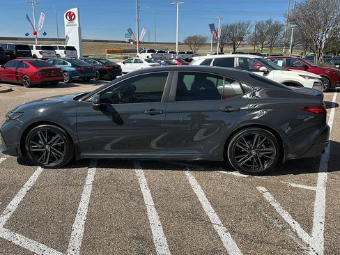 Used 2025 Toyota Camry XSE image 6