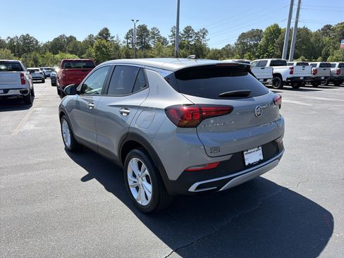 Used 2023 Buick Encore GX Preferred FWD image 7