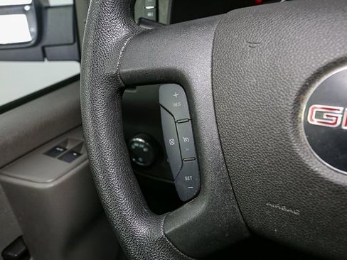 Used 2024 GMC Savana 2500 w/ Driver Convenience Package image 24