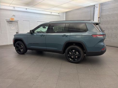 New 2026 Jeep Grand Cherokee L Limited w/ Limited Altitude Package image 5