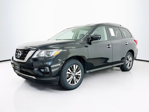 Used 2020 Nissan Pathfinder SL AWD/4WD image 3