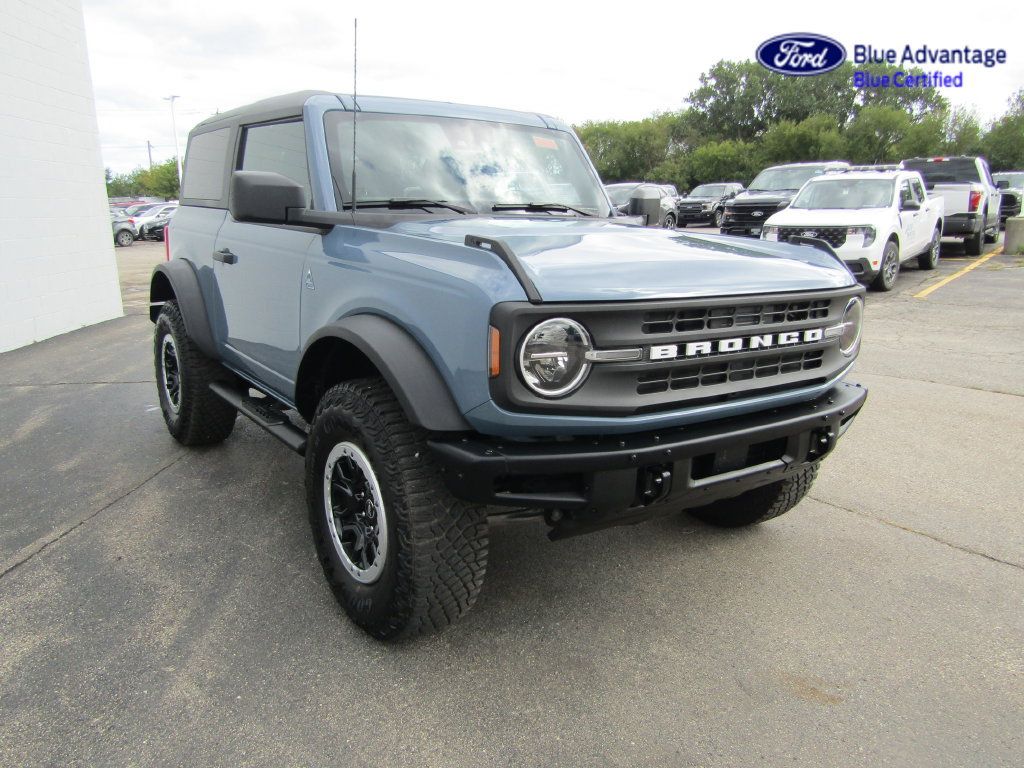 Certified 2024 Ford Bronco Black Diamond w/ Sasquatch Package AWD/4WD image 10