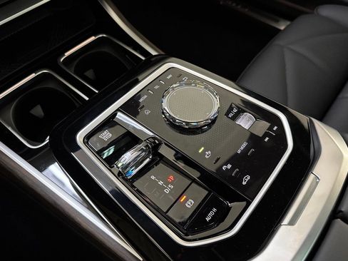 New 2026 BMW 740i image 16
